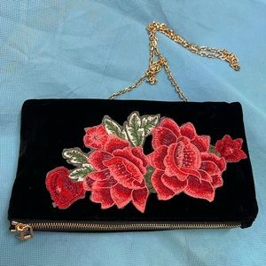 Precious black velvet purse with roses